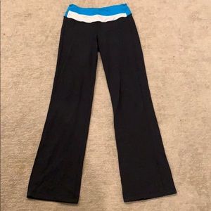 Lululemon grove pant flare